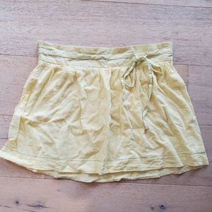 💥2/$30💥 Yellow lined skirt with tie at waist